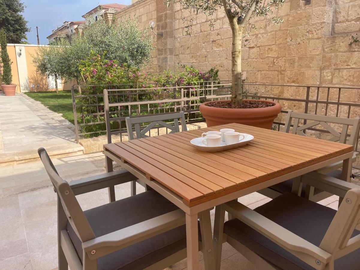Palazzo Pitagora 호텔 타란토 외부 사진